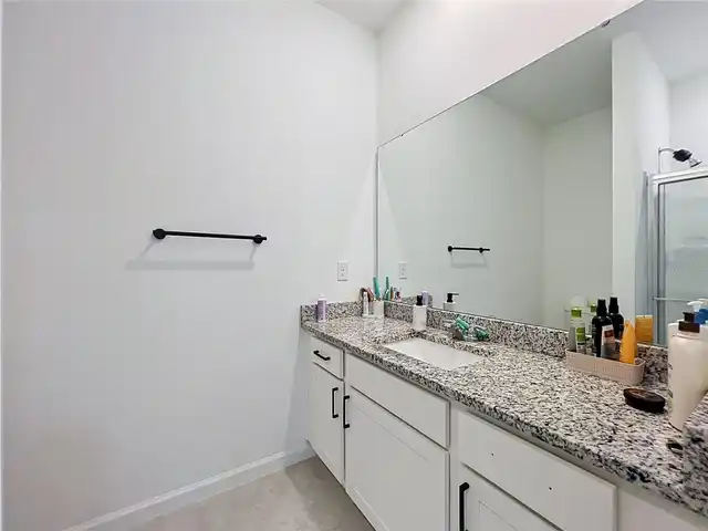 Listing Photo 24