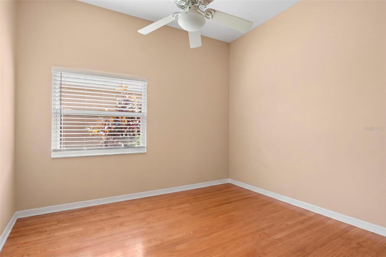 Listing Photo 37