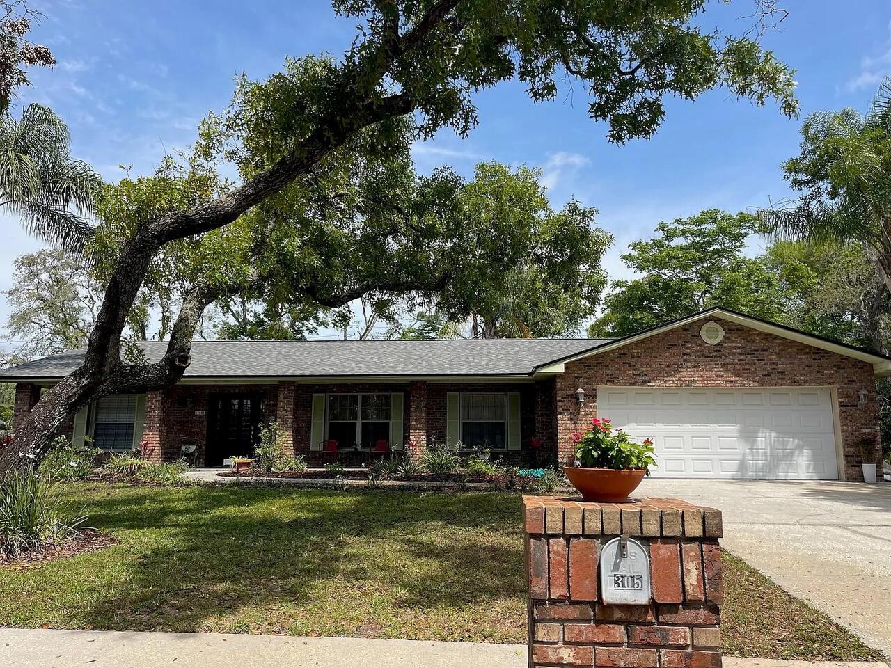 Longwood Real Estate