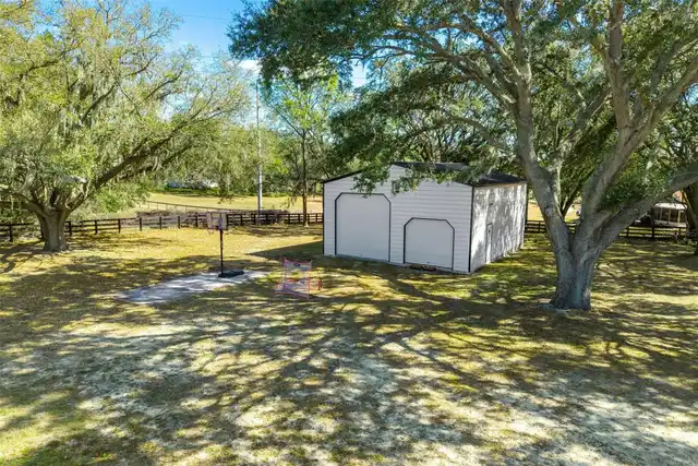 Listing Photo 37