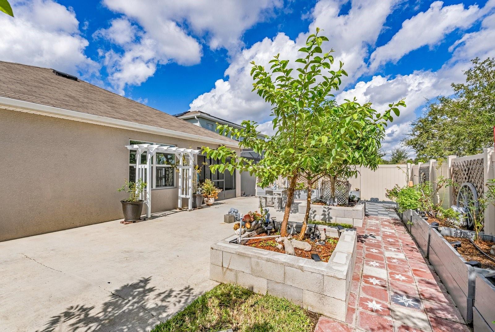 Listing Photo 29