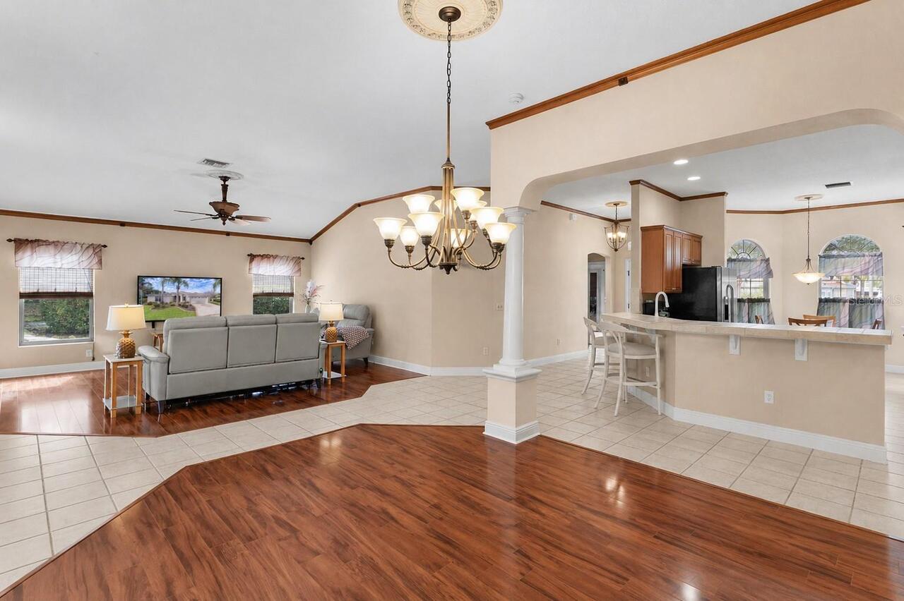 Listing Photo 14