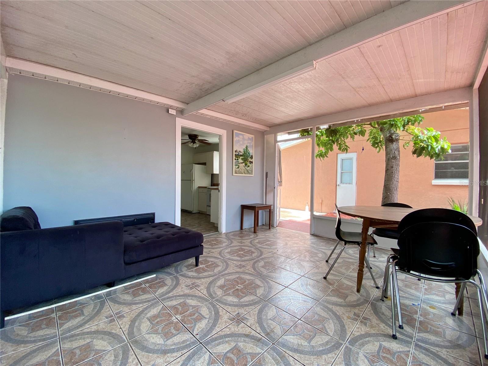 Listing Photo 16