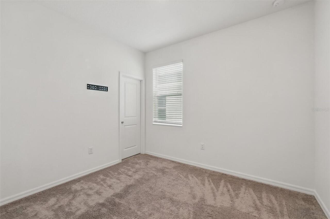 Listing Photo 28
