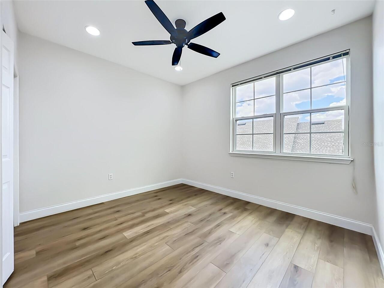 Listing Photo 20