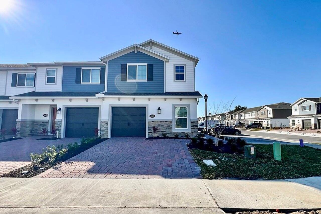 4BR, Residential Lease, 3BA, $2,700
Read More