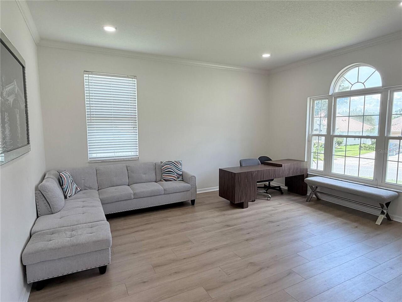Listing Photo 6
