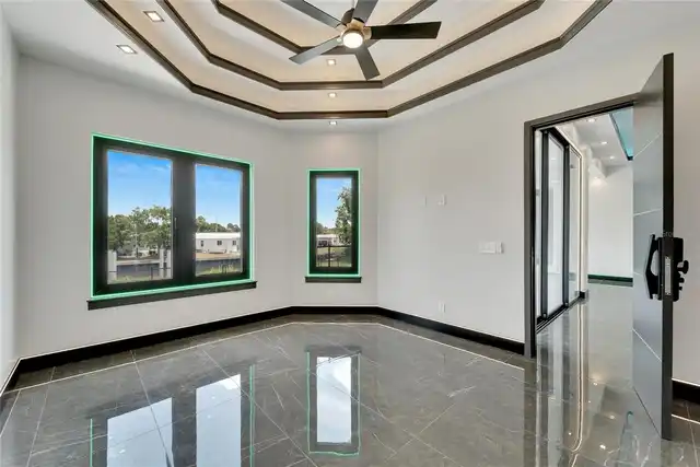 Listing Photo 33