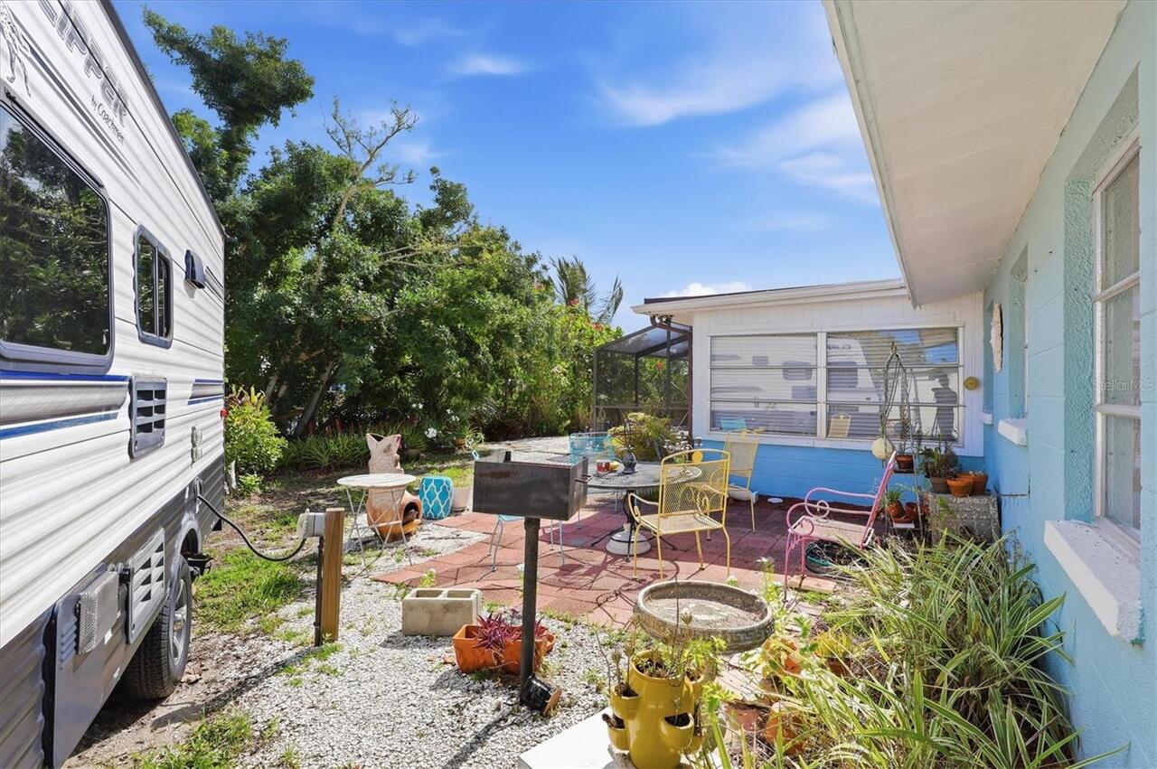 Listing Photo 33