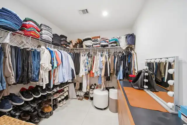 Listing Photo 24