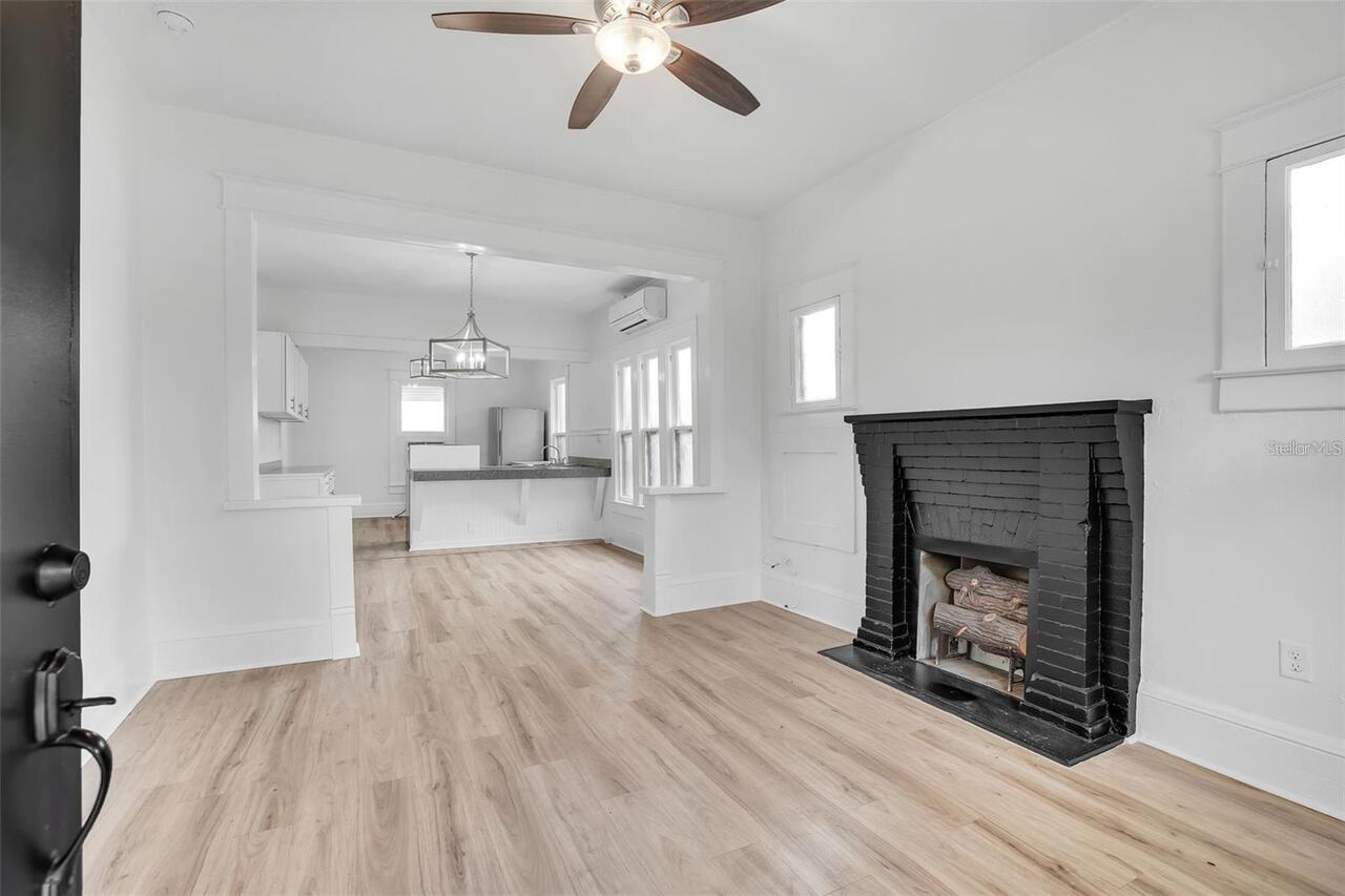 Listing Photo 11