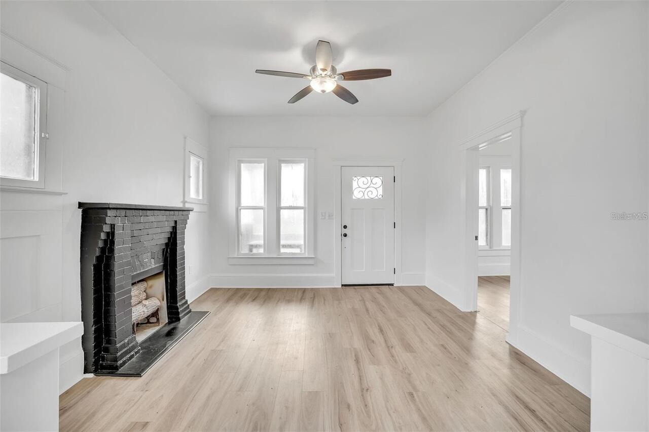 Listing Photo 12