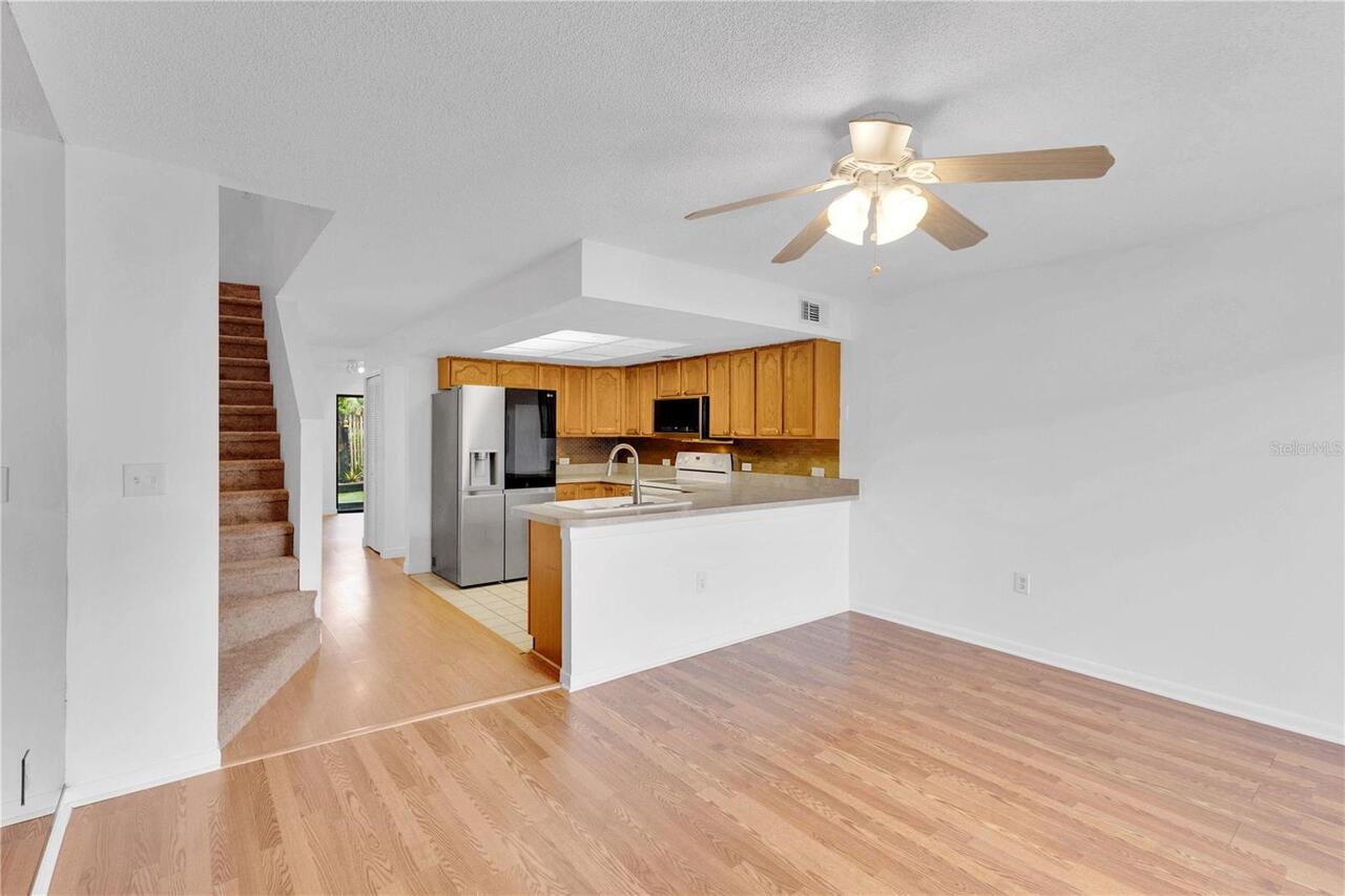 Listing Photo 12