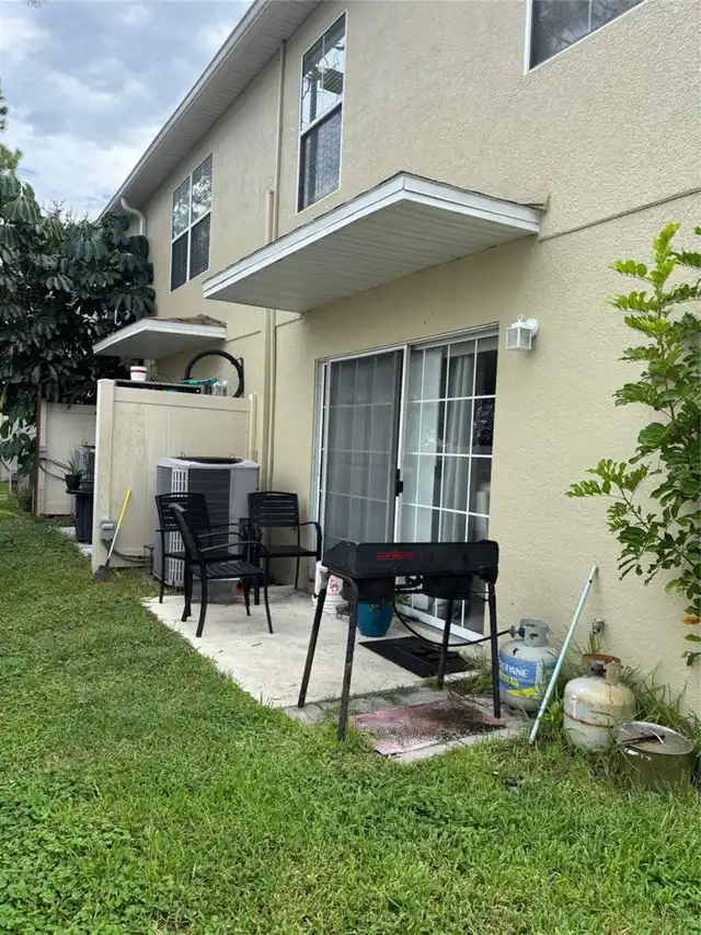 Listing Photo 10