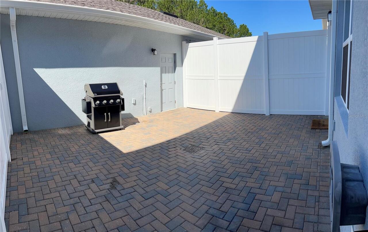 Listing Photo 18
