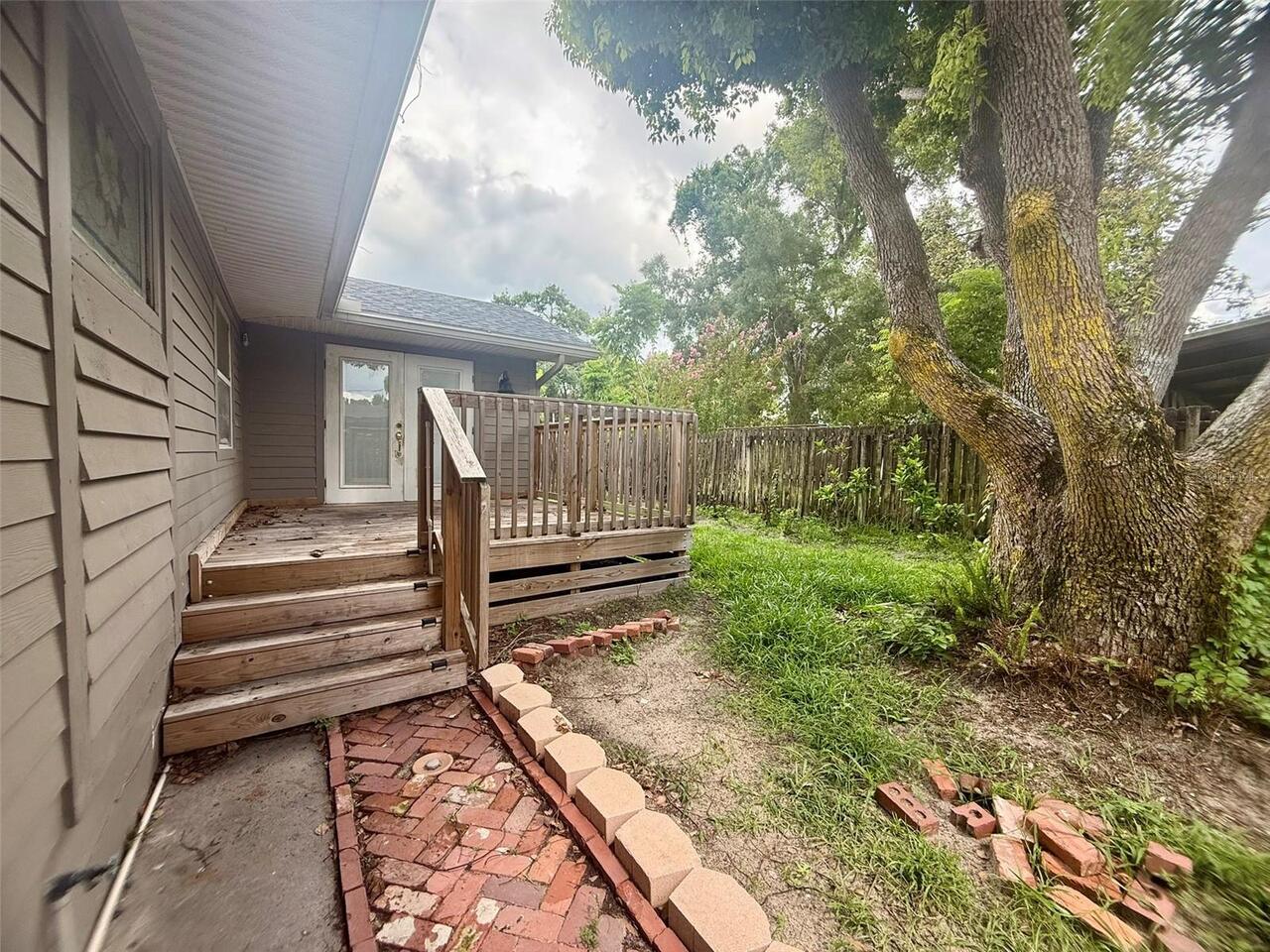 Listing Photo 17