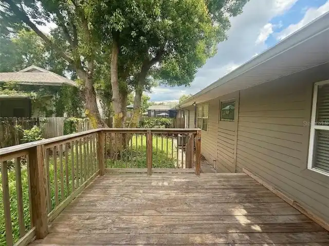 Listing Photo 17