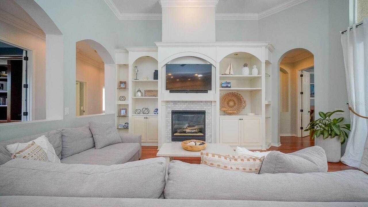Listing Photo 11
