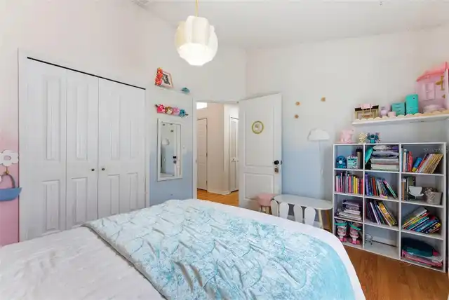 Listing Photo 9