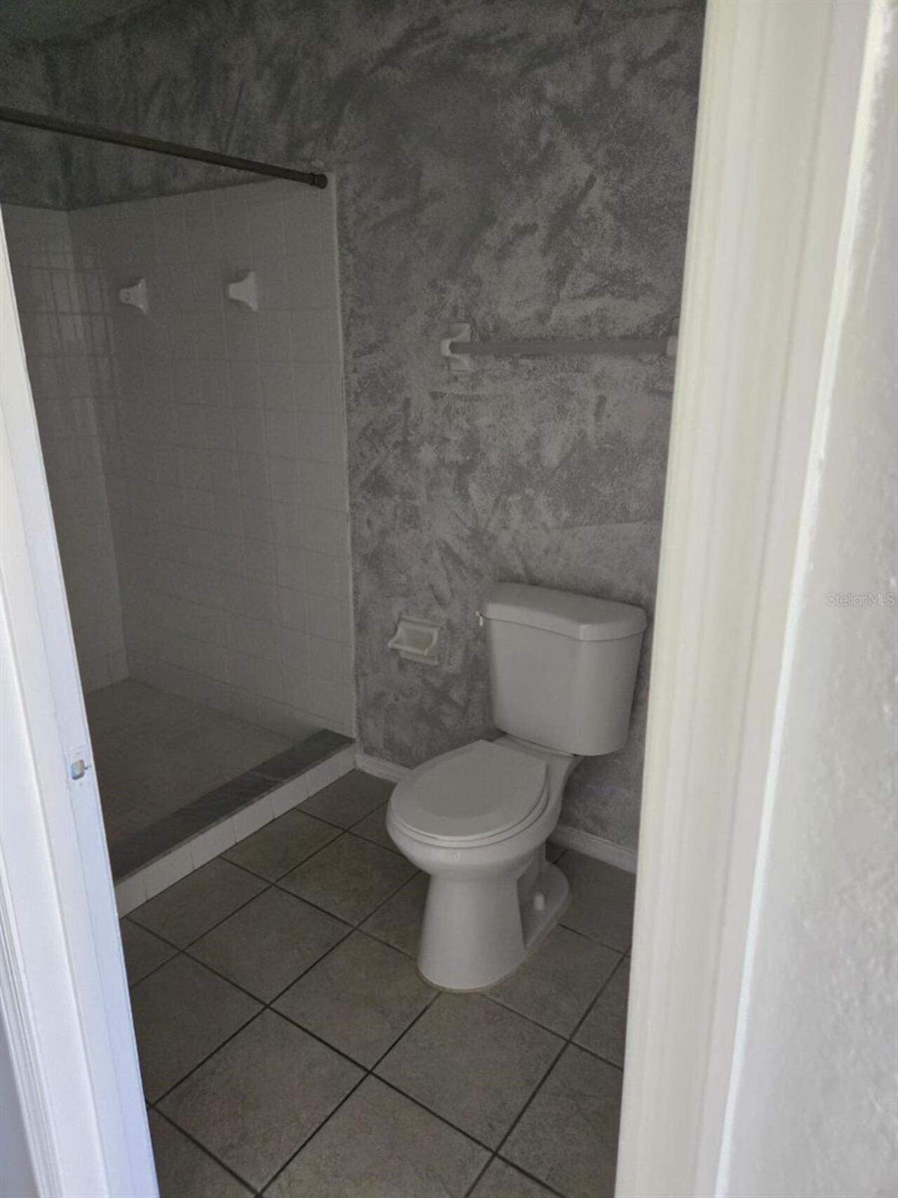 Listing Photo 12