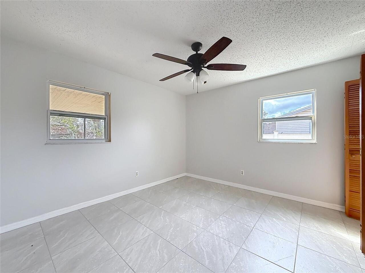 Listing Photo 24