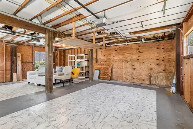 Listing Photo 19