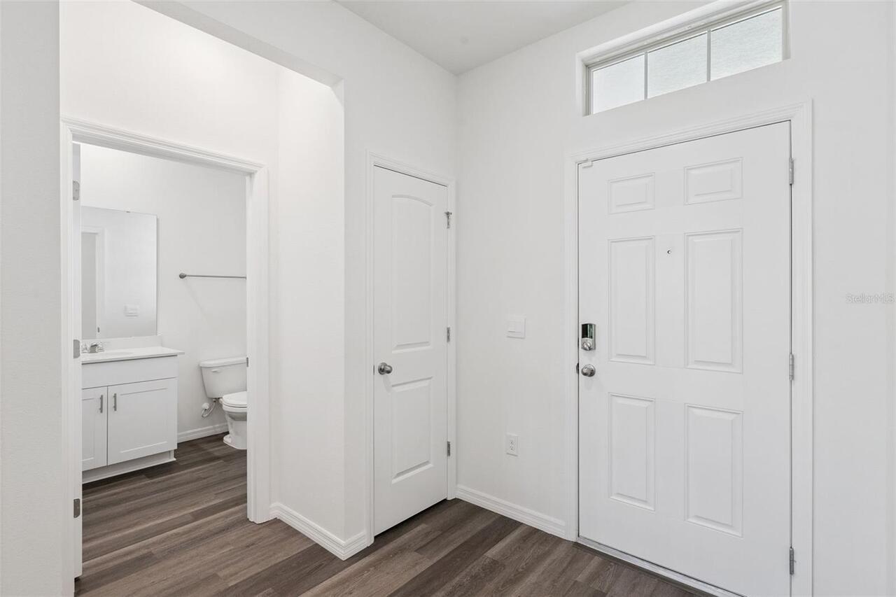 Listing Photo 10