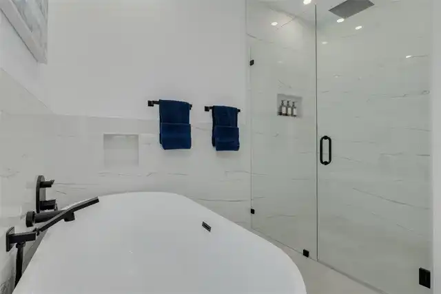 Listing Photo 23