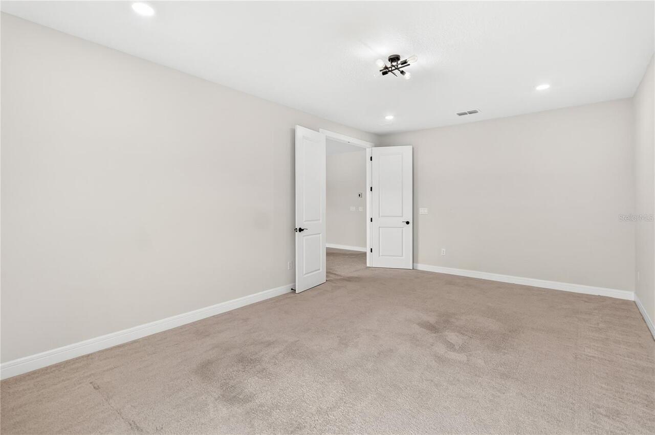 Listing Photo 33