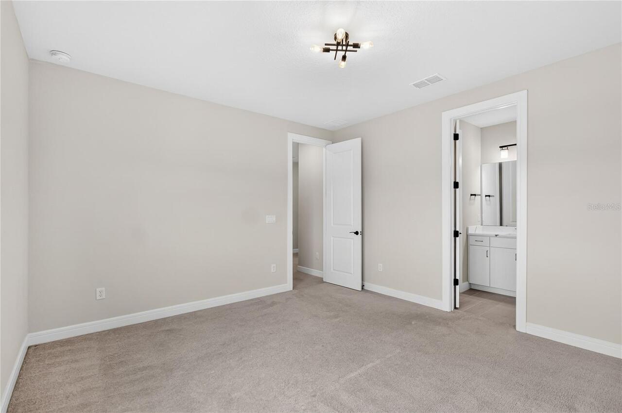 Listing Photo 41