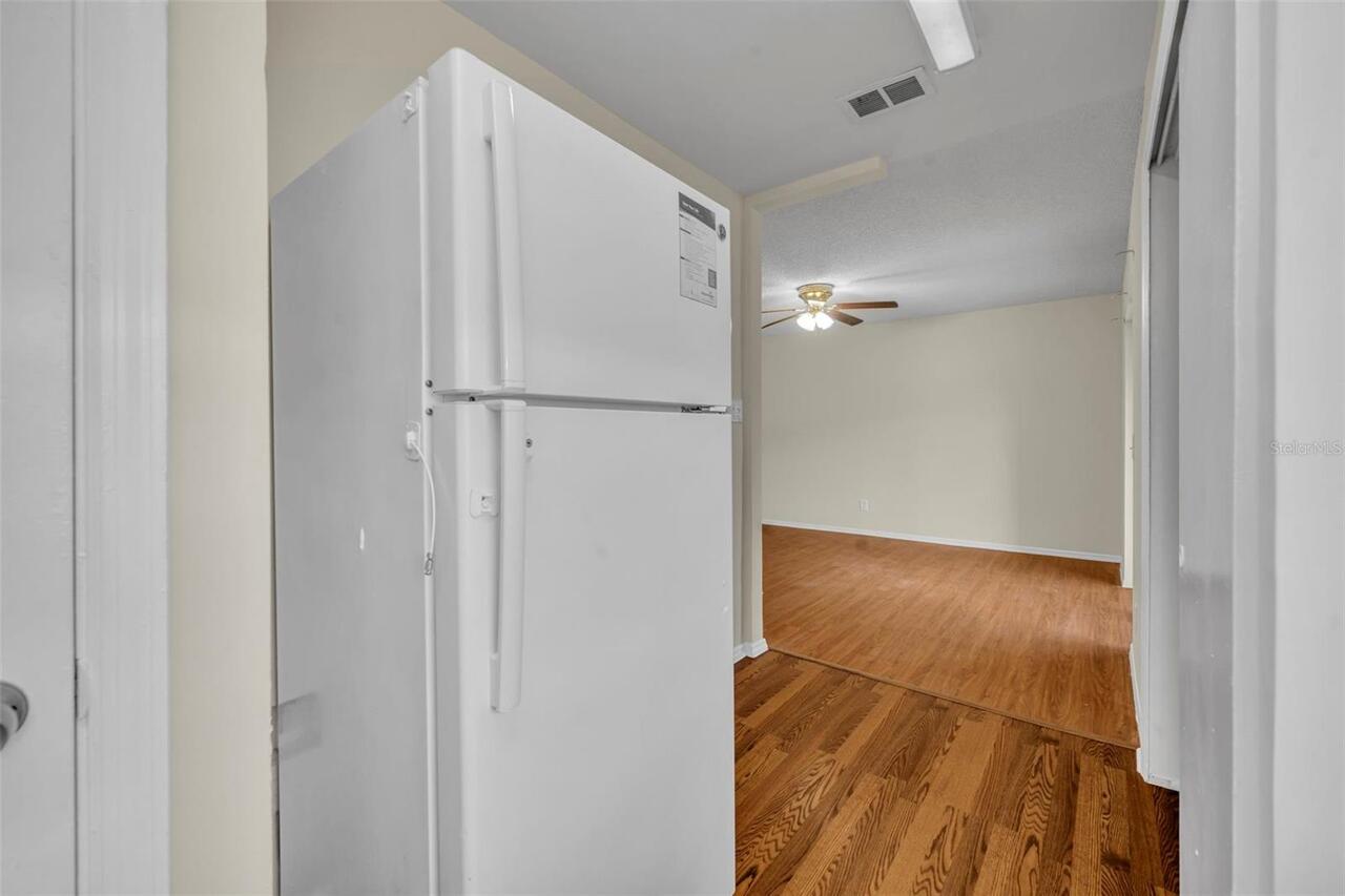 Listing Photo 14