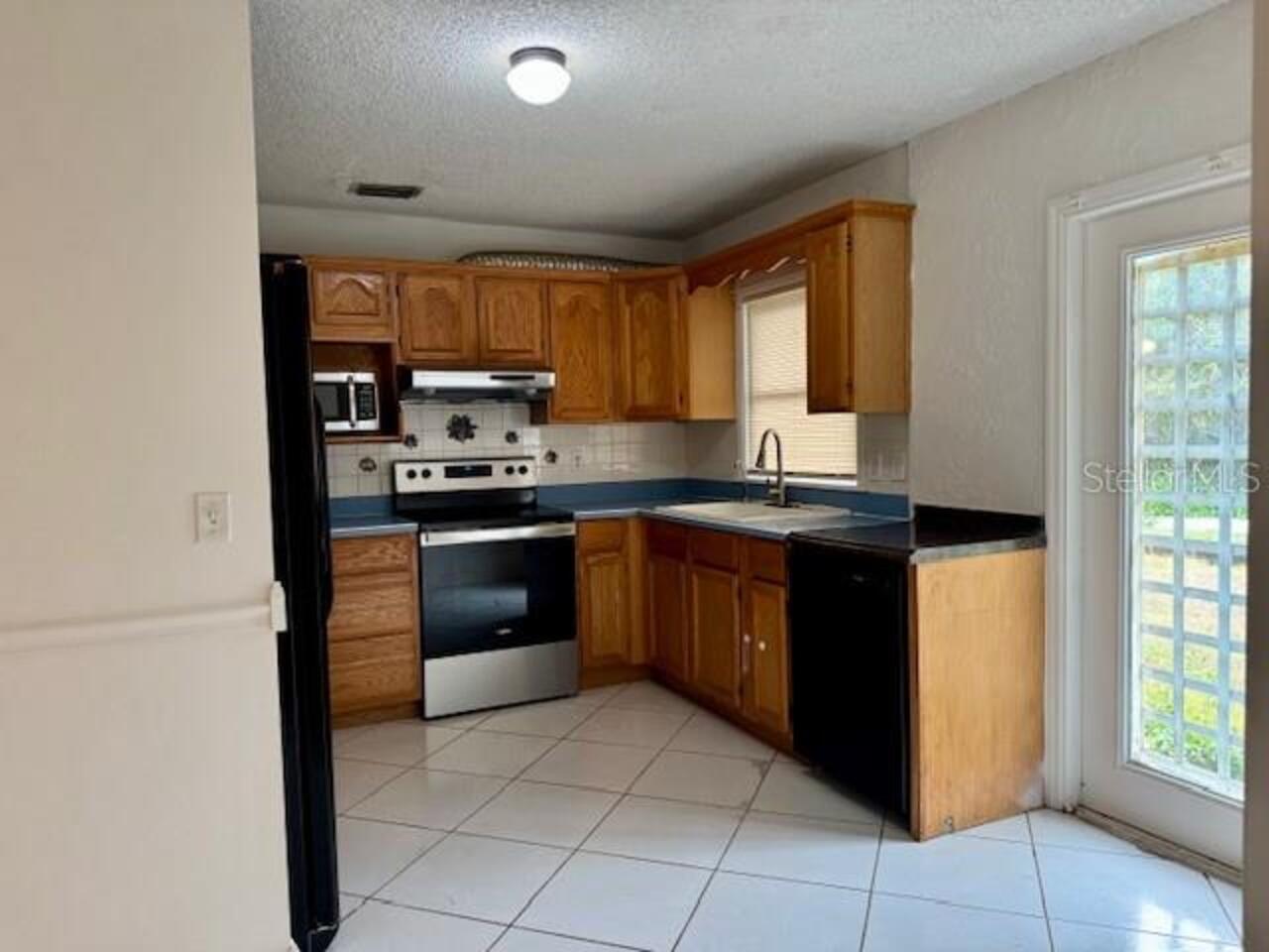 Listing Photo 14