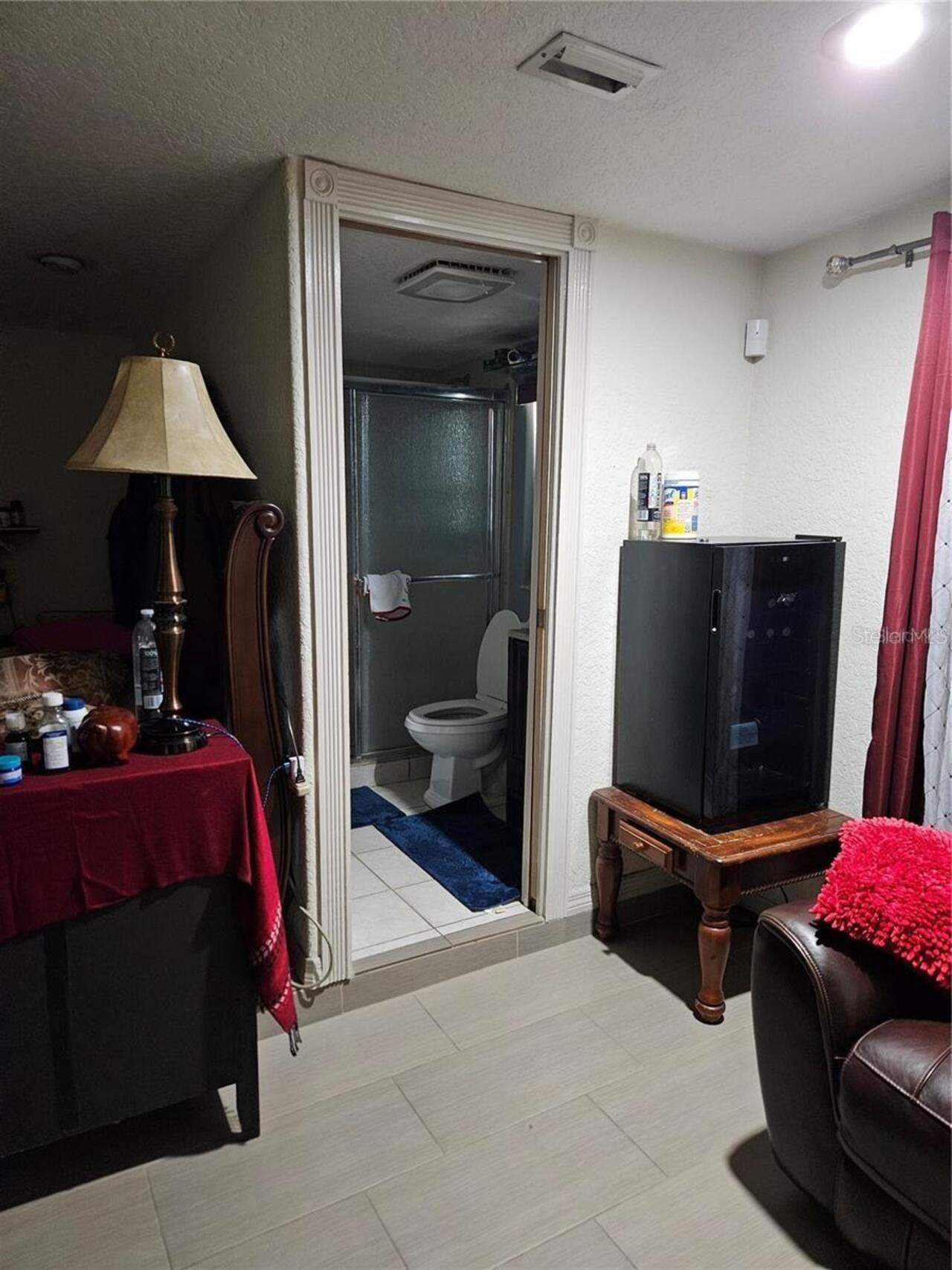 Listing Photo 9