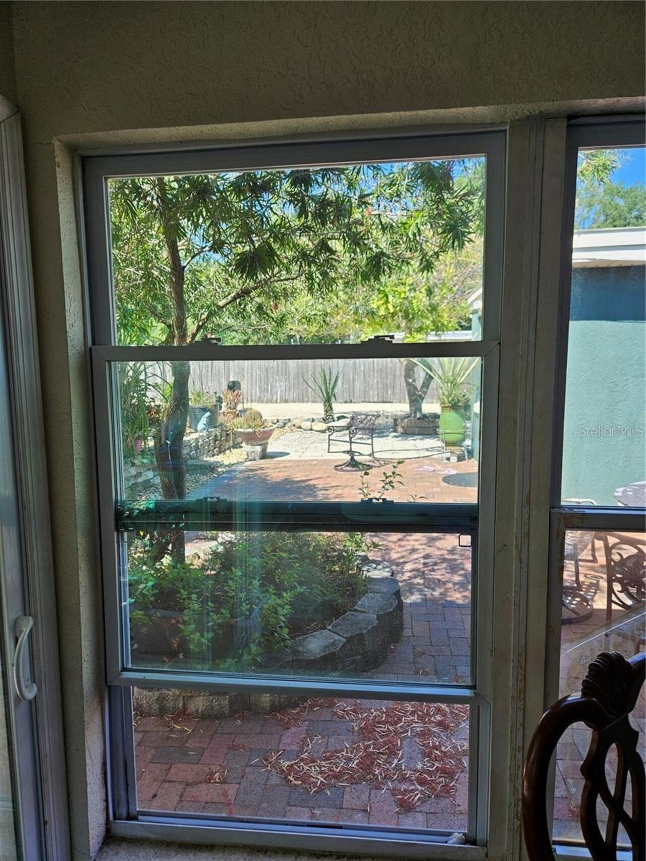 Listing Photo 12