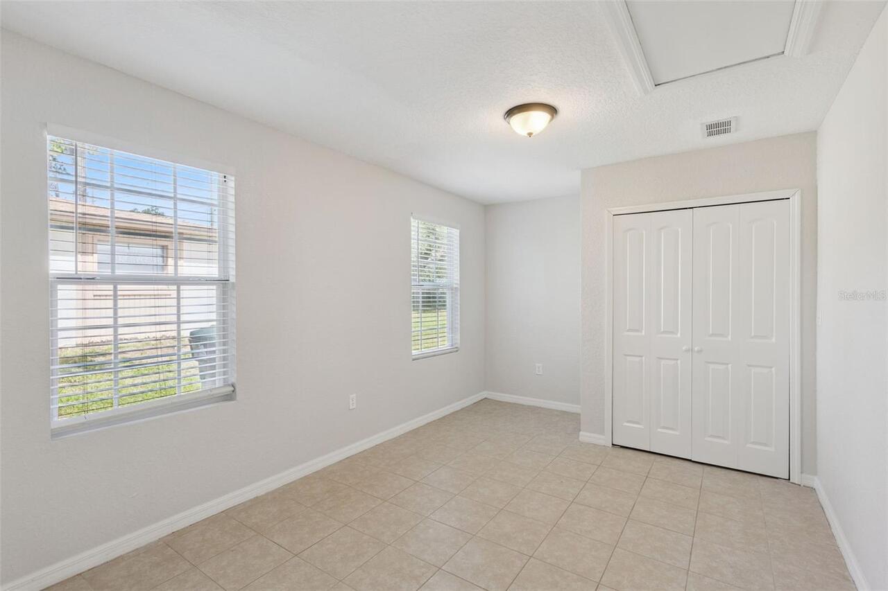 Listing Photo 14