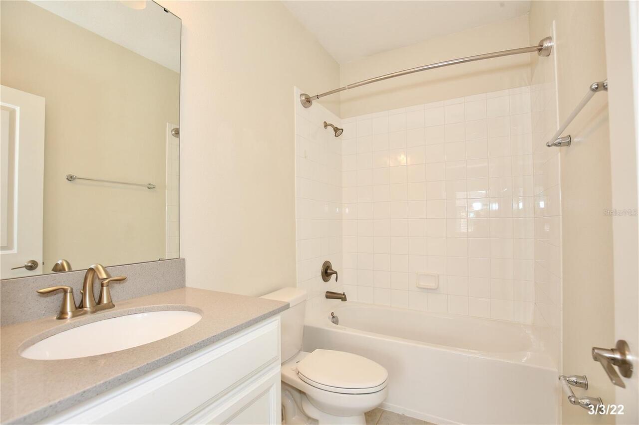 Listing Photo 12