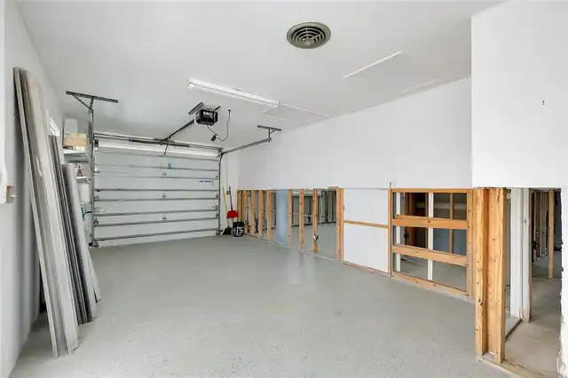 Listing Photo 34