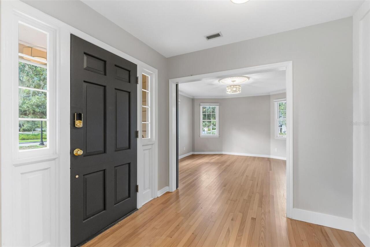 Listing Photo 11