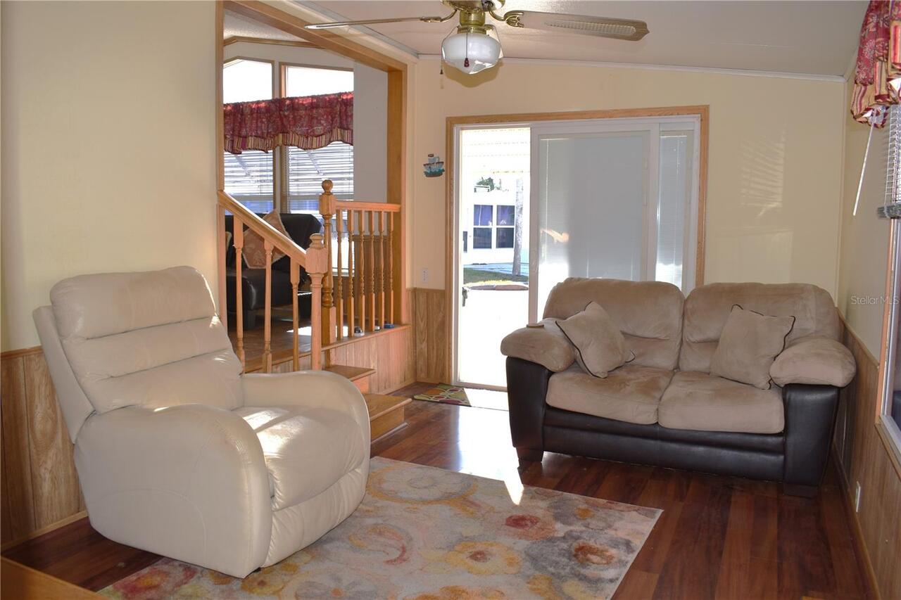 Listing Photo 8