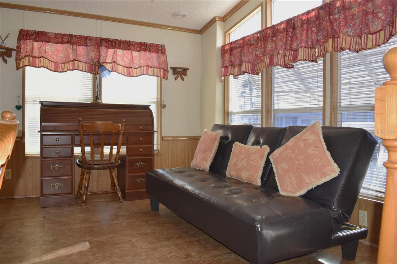 Listing Photo 9