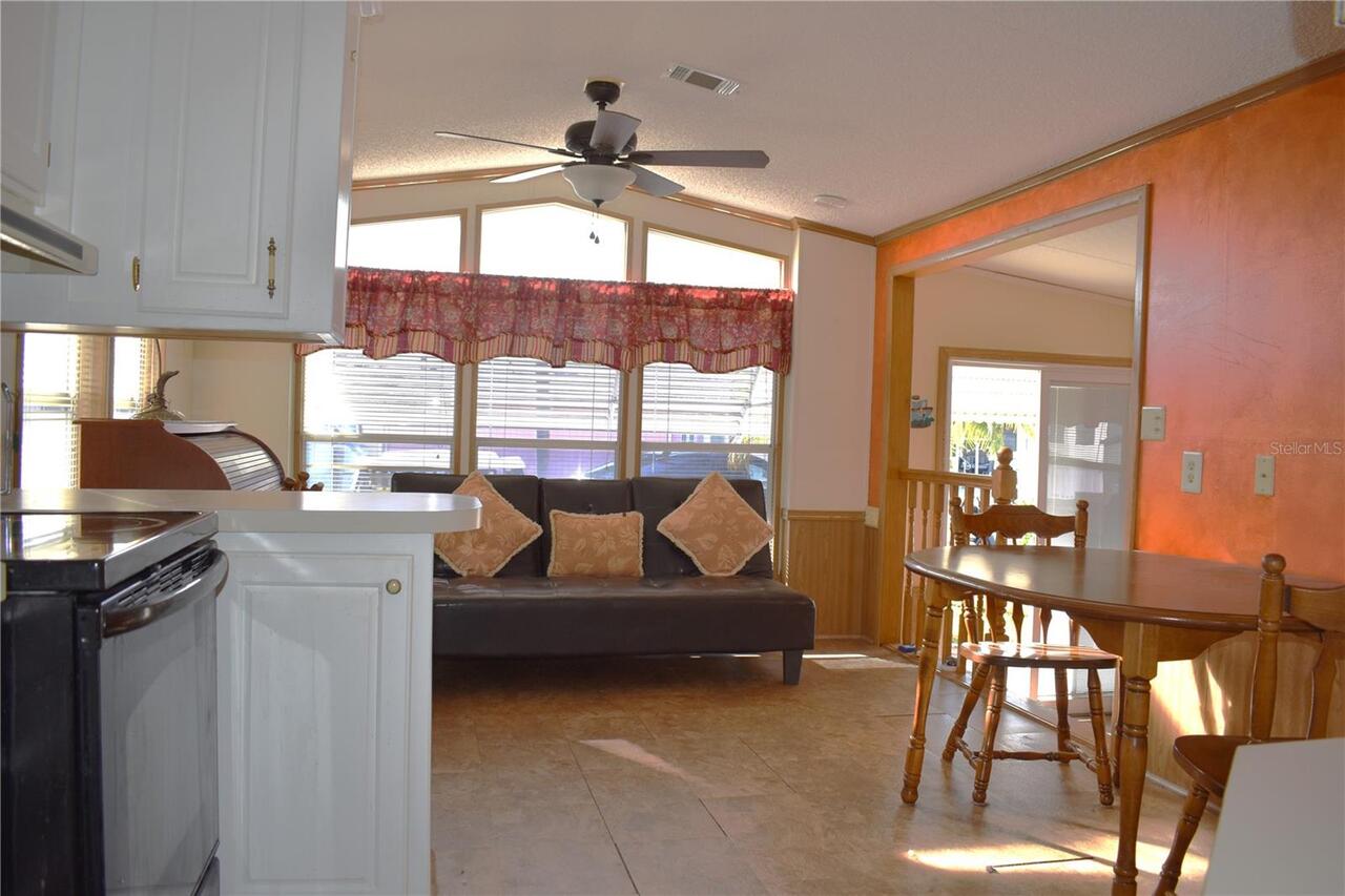 Listing Photo 10