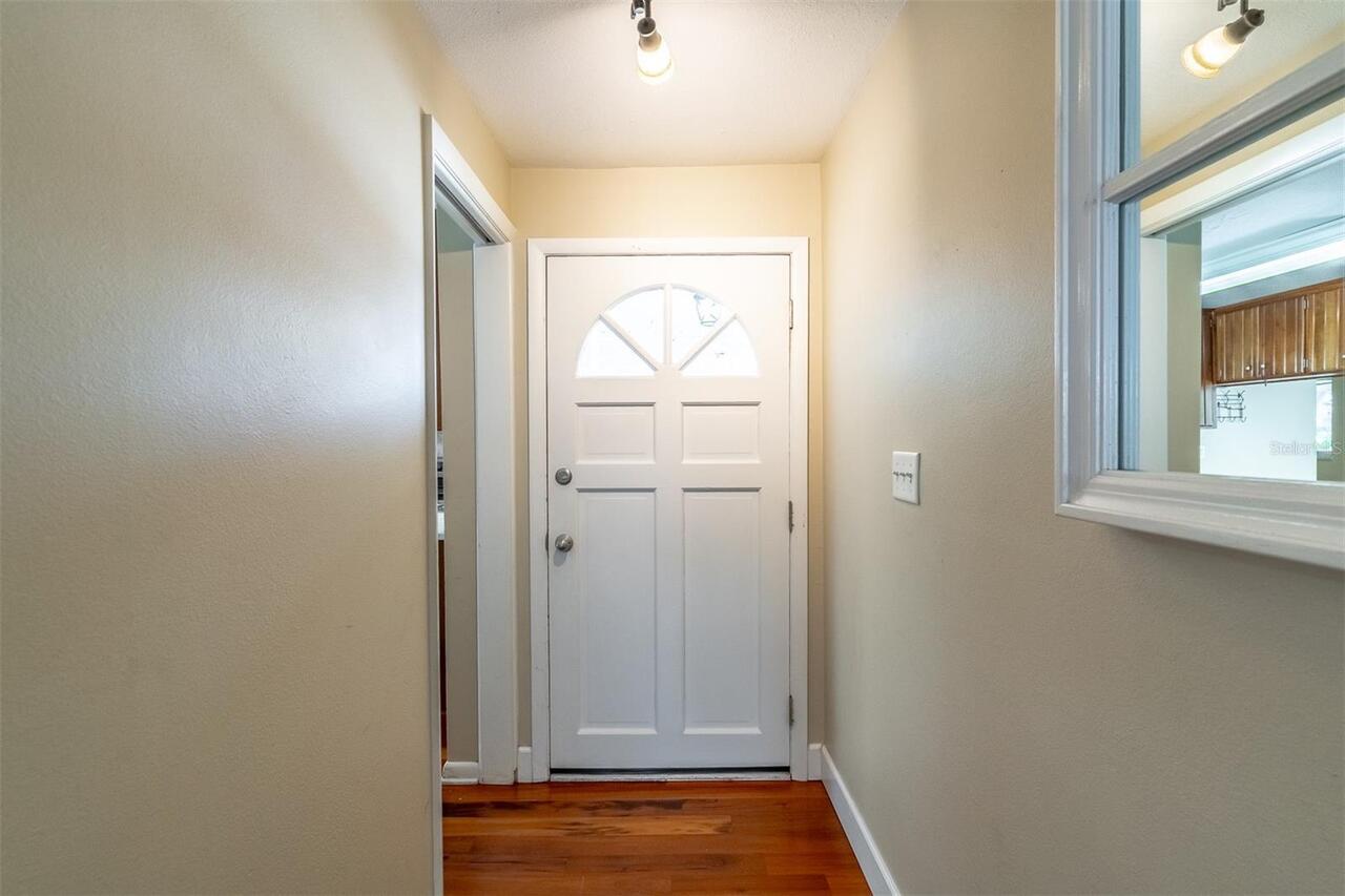 Listing Photo 9