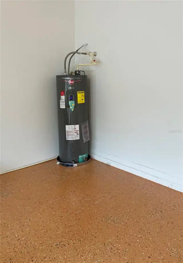 Listing Photo 10