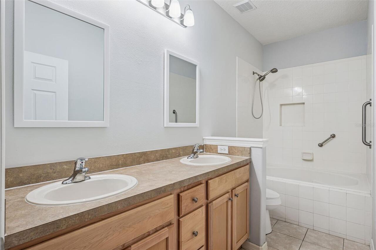 Listing Photo 16