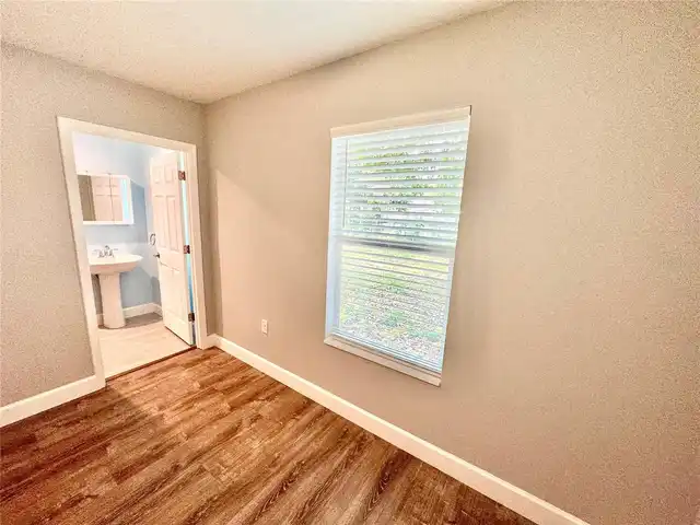 Listing Photo 27