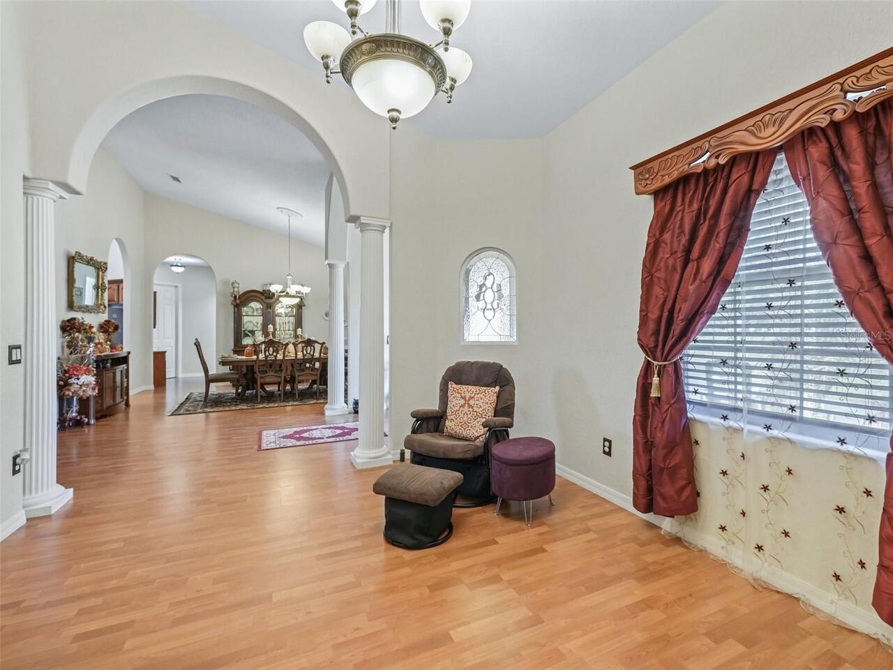 Listing Photo 6