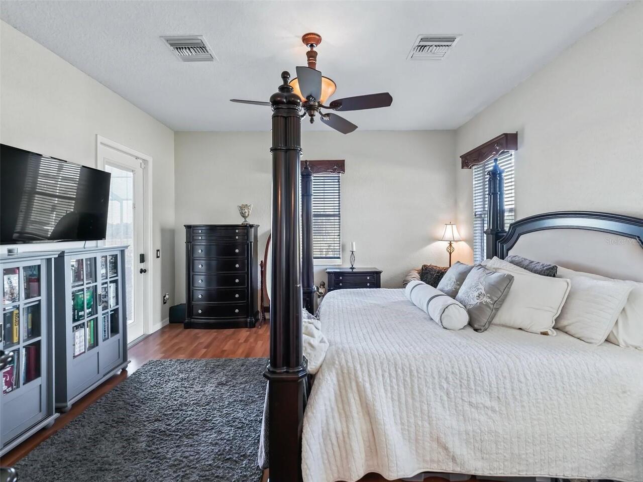 Listing Photo 18