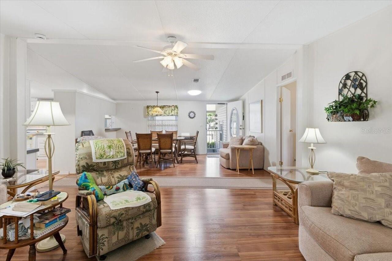 Listing Photo 6
