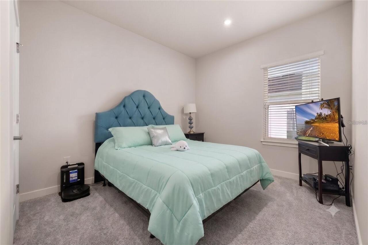 Listing Photo 19