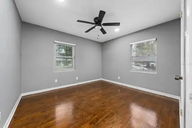 Listing Photo 9